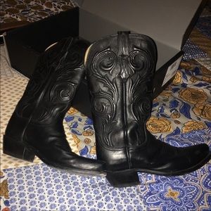 Luchesse grace boots